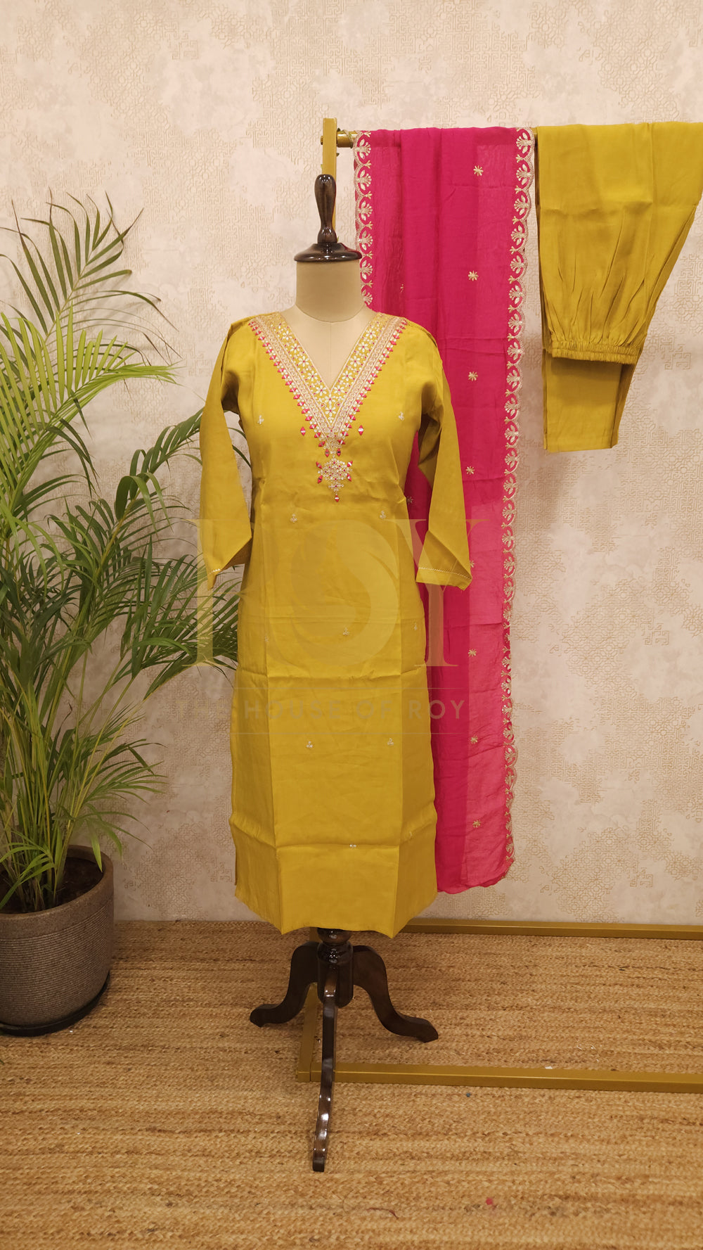 Amber Chudi Set