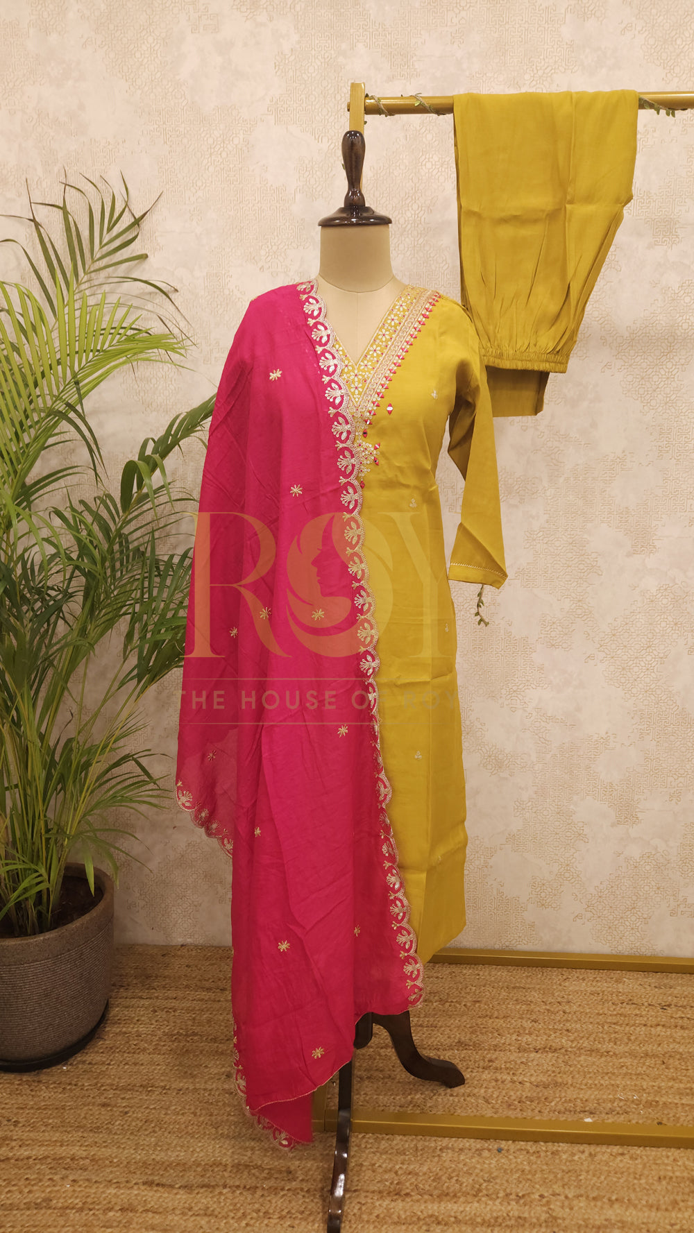 Amber Chudi Set