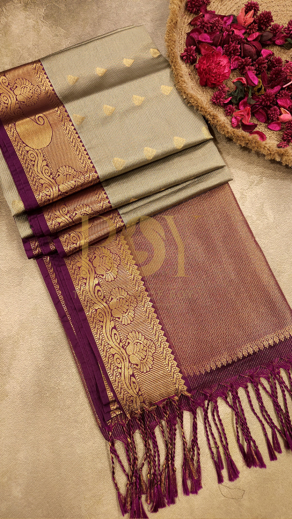 Ash vaira oosi soft silk saree
