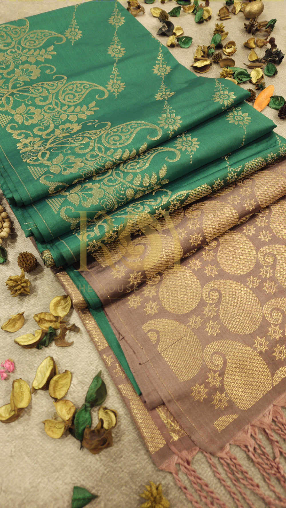 Bottle Green Turning Border Soft Silk Saree