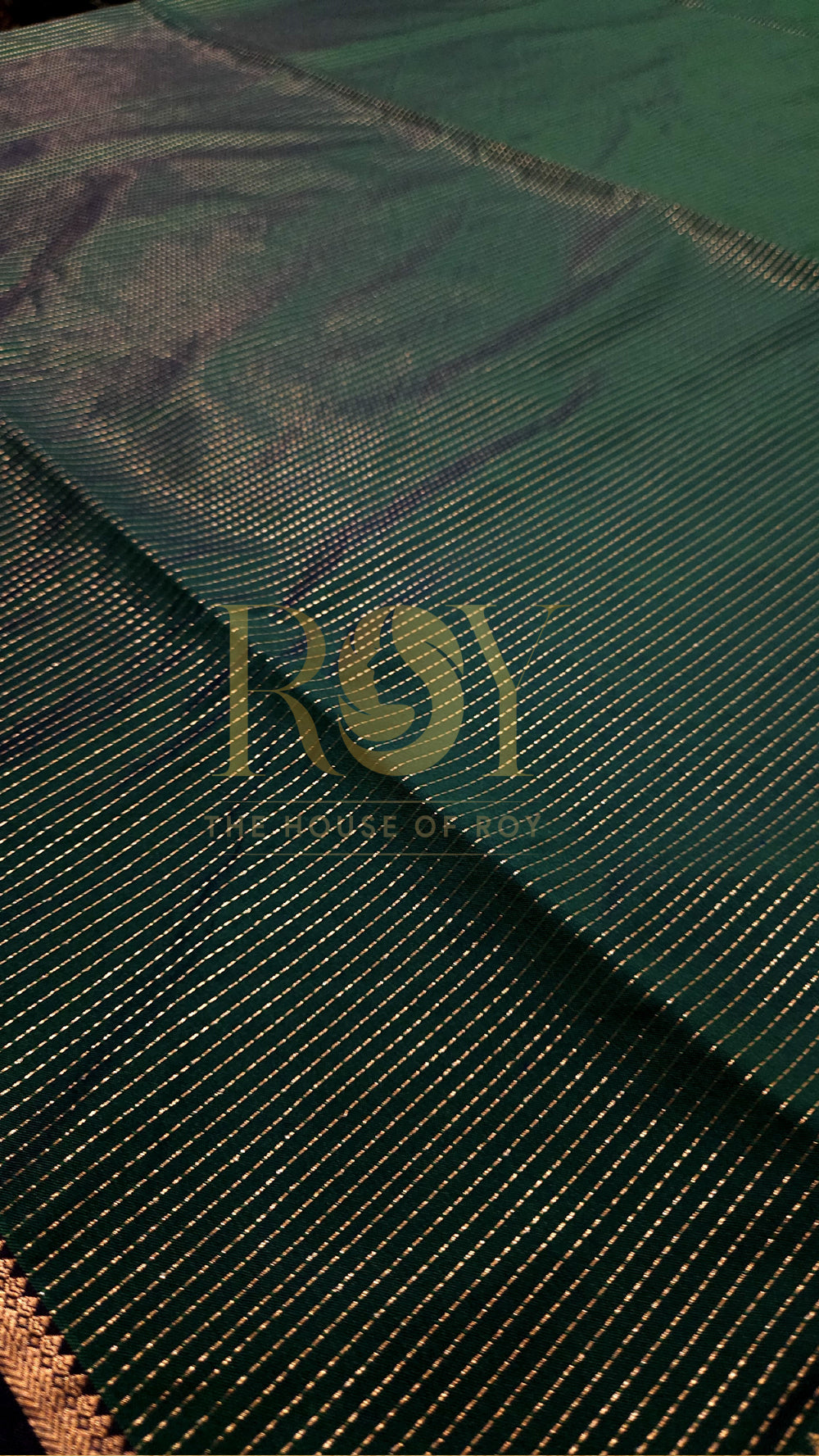 Dark green vaira oosi soft silk