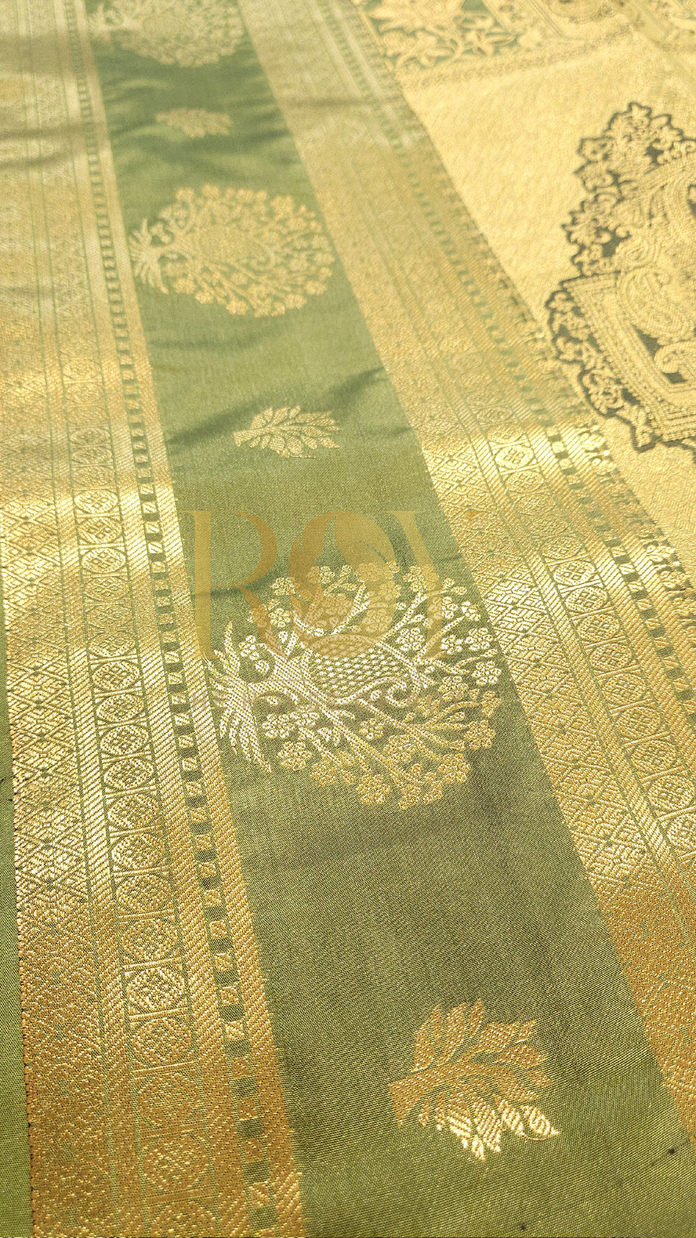 Deep Pista Green Retta Petta Soft Silk Saree