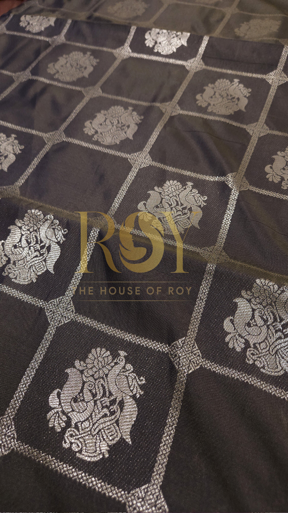 Deep grey silver kattam zari Mix soft silk