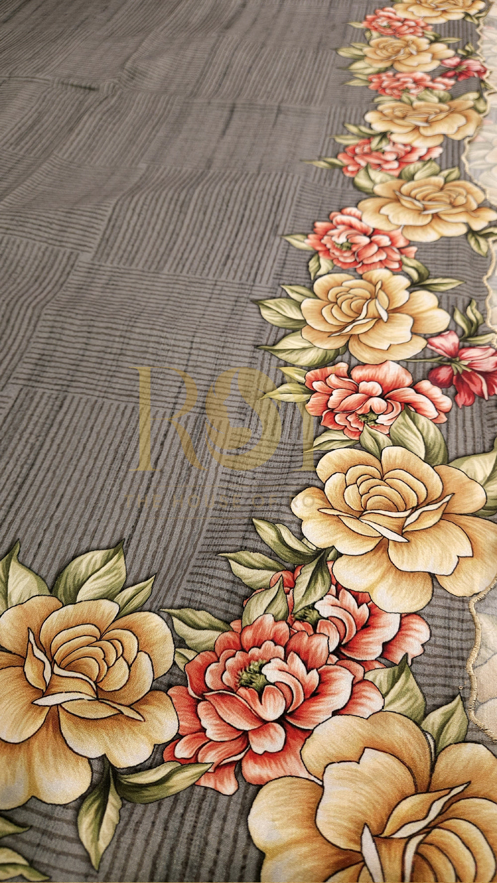Floral Border Grey Silk Saree