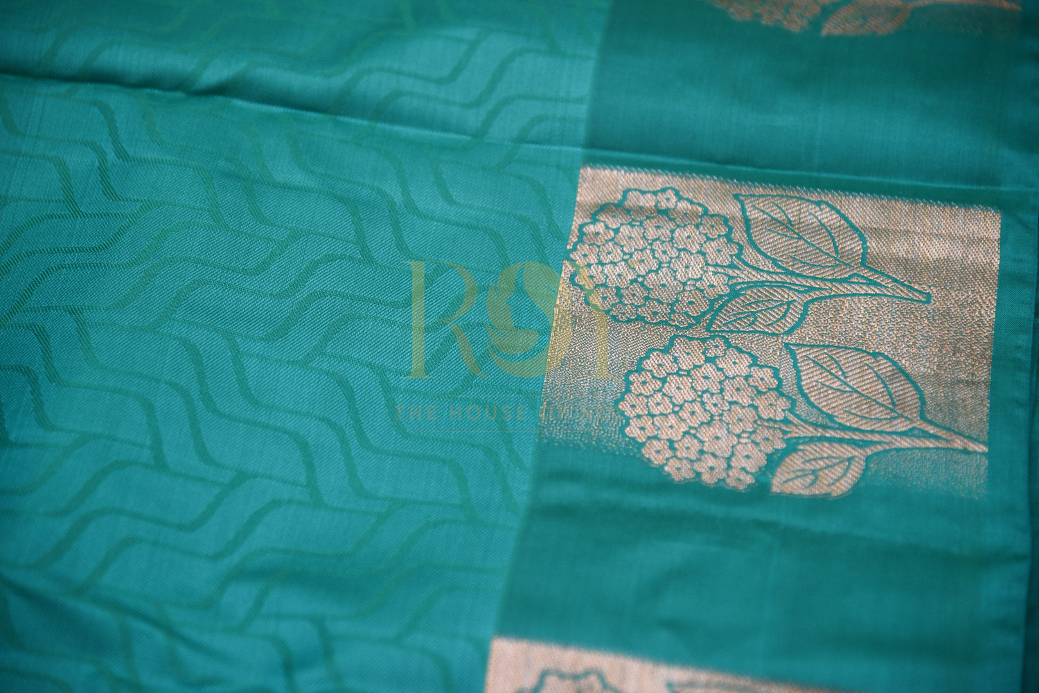 Green Silk Yarns Woven Saree