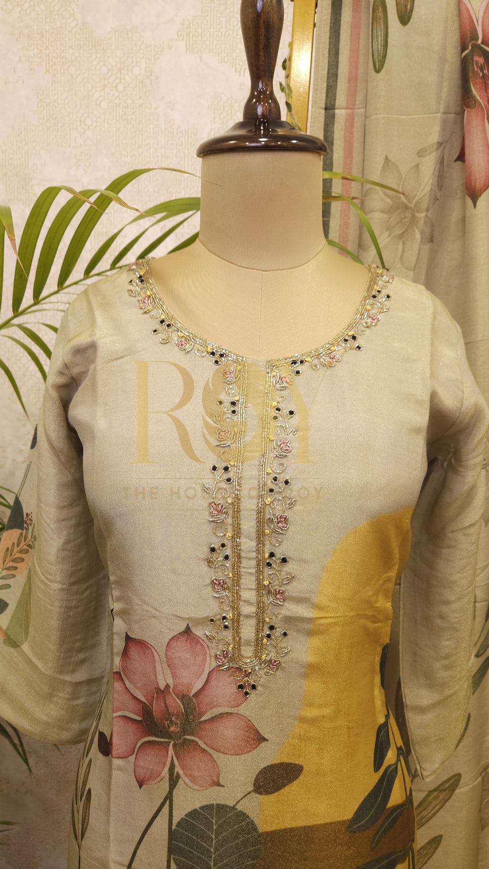 Oyster Shimmer Ready-to-Wear Saree