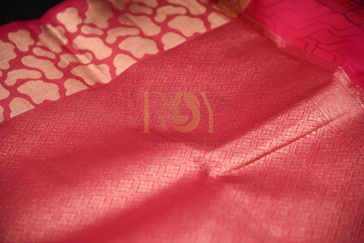 Pink Silk Yarns Woven Saree