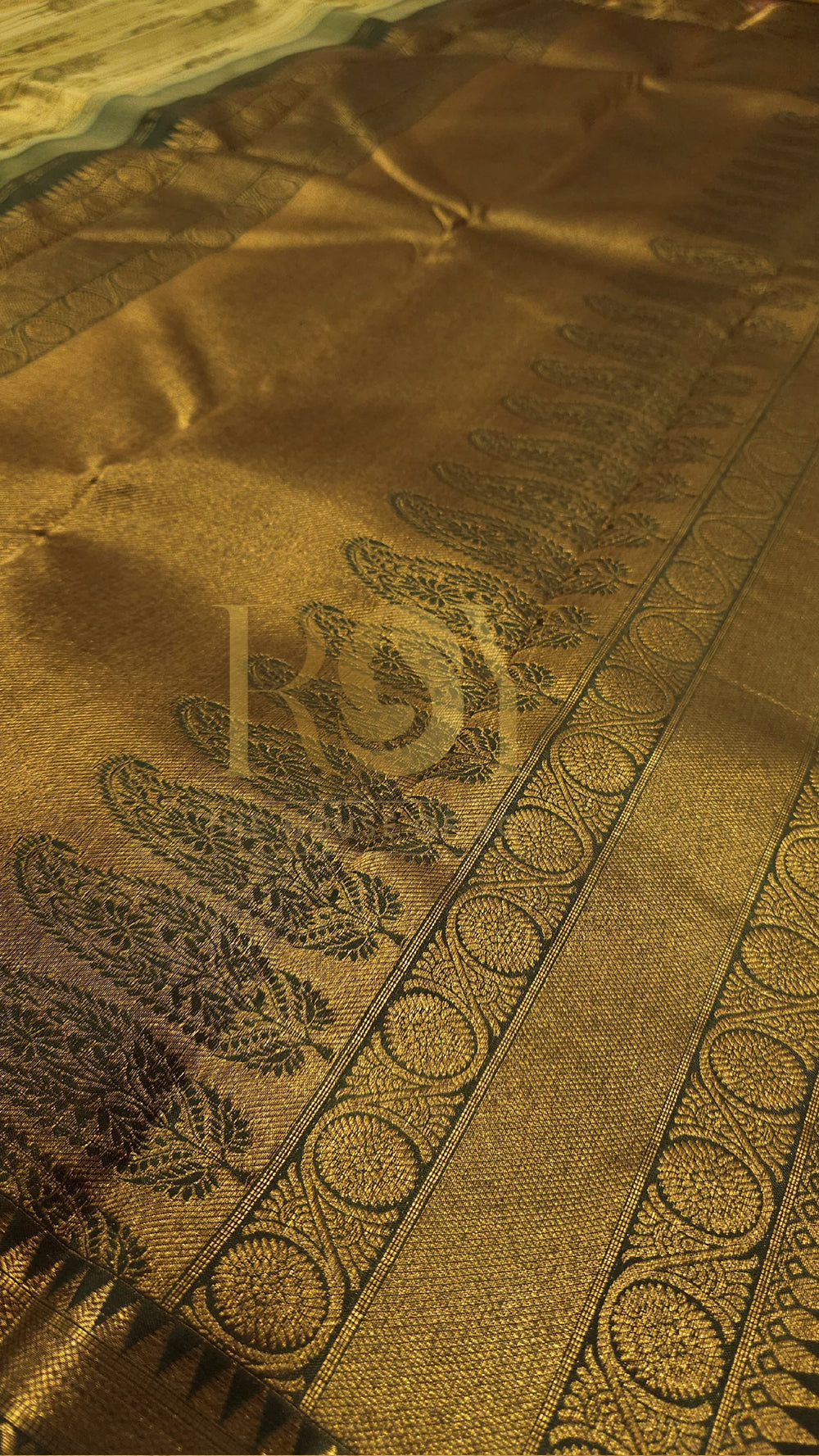 Pista Green Pure Kancheepuram Soft Silk Saree