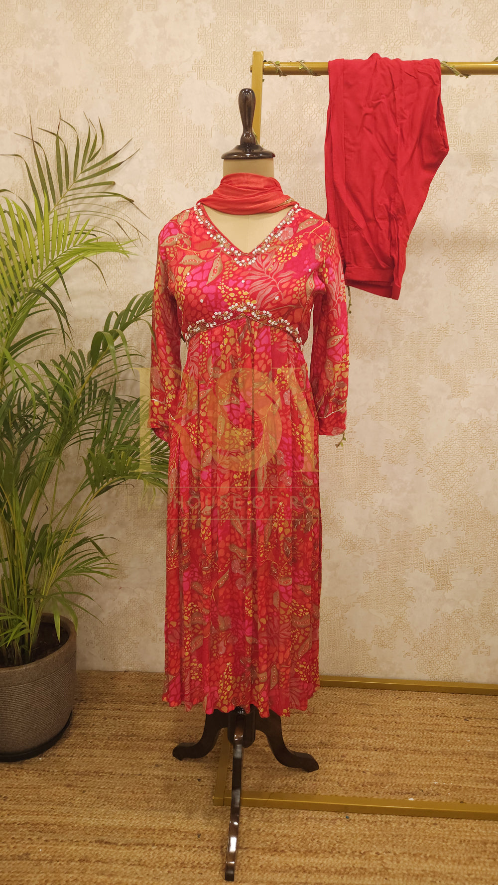 Scarlet Red Chudi Set