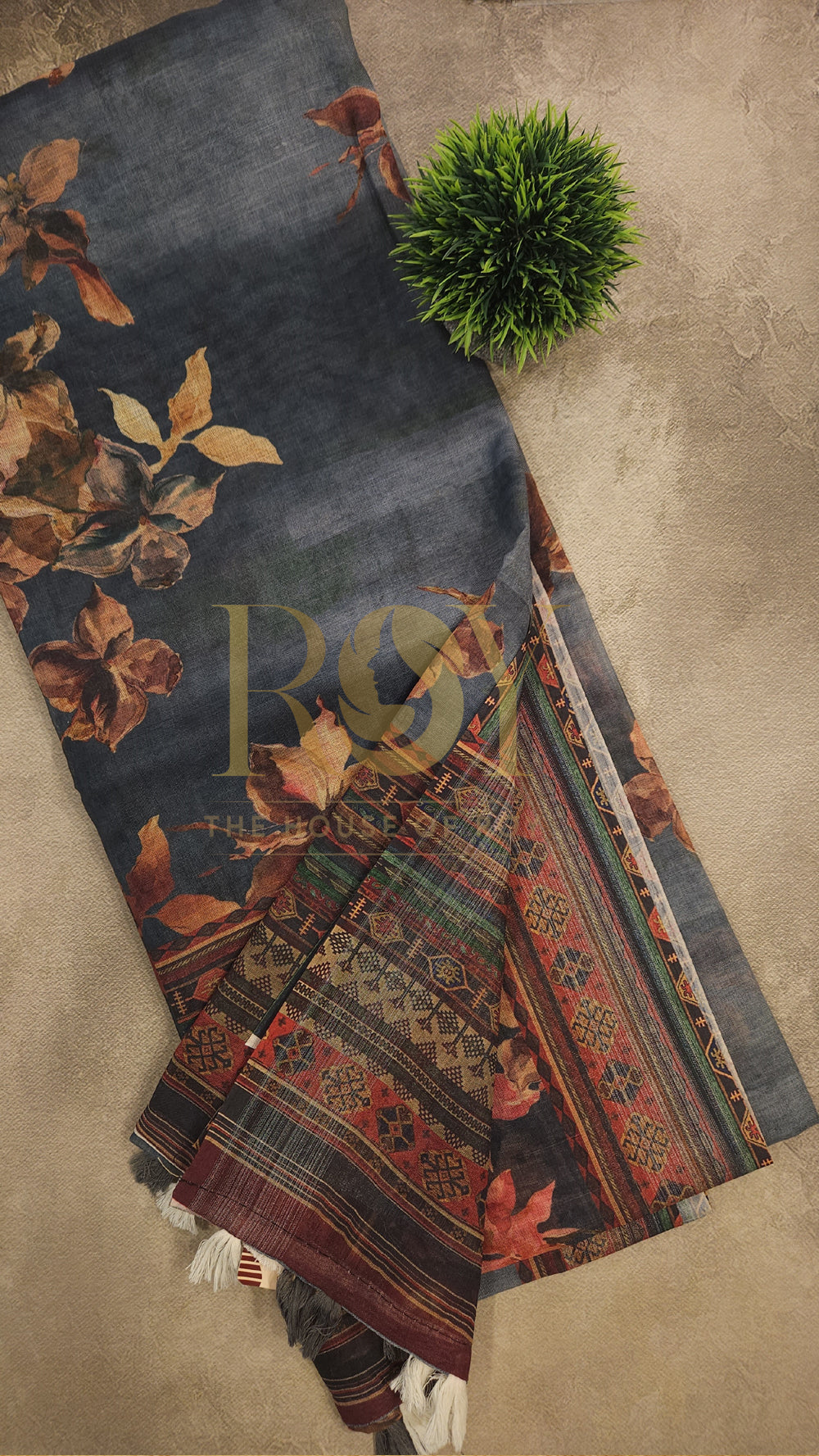 Vibrant Printed Linen Cotton Saree