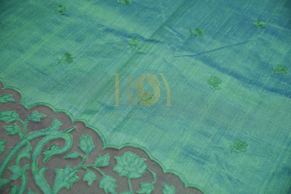 Leaf Green Silk Cotton Saree with Contrast Blue Border