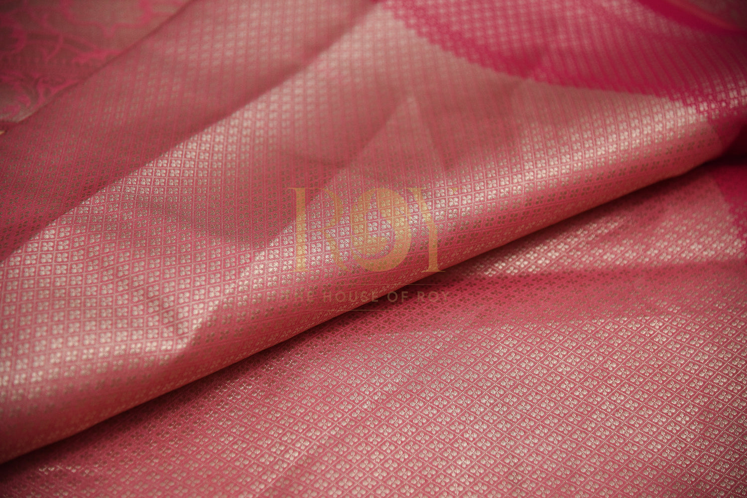 Banarasi Katan Silk Saree Peach with Pink Contrast Pallu