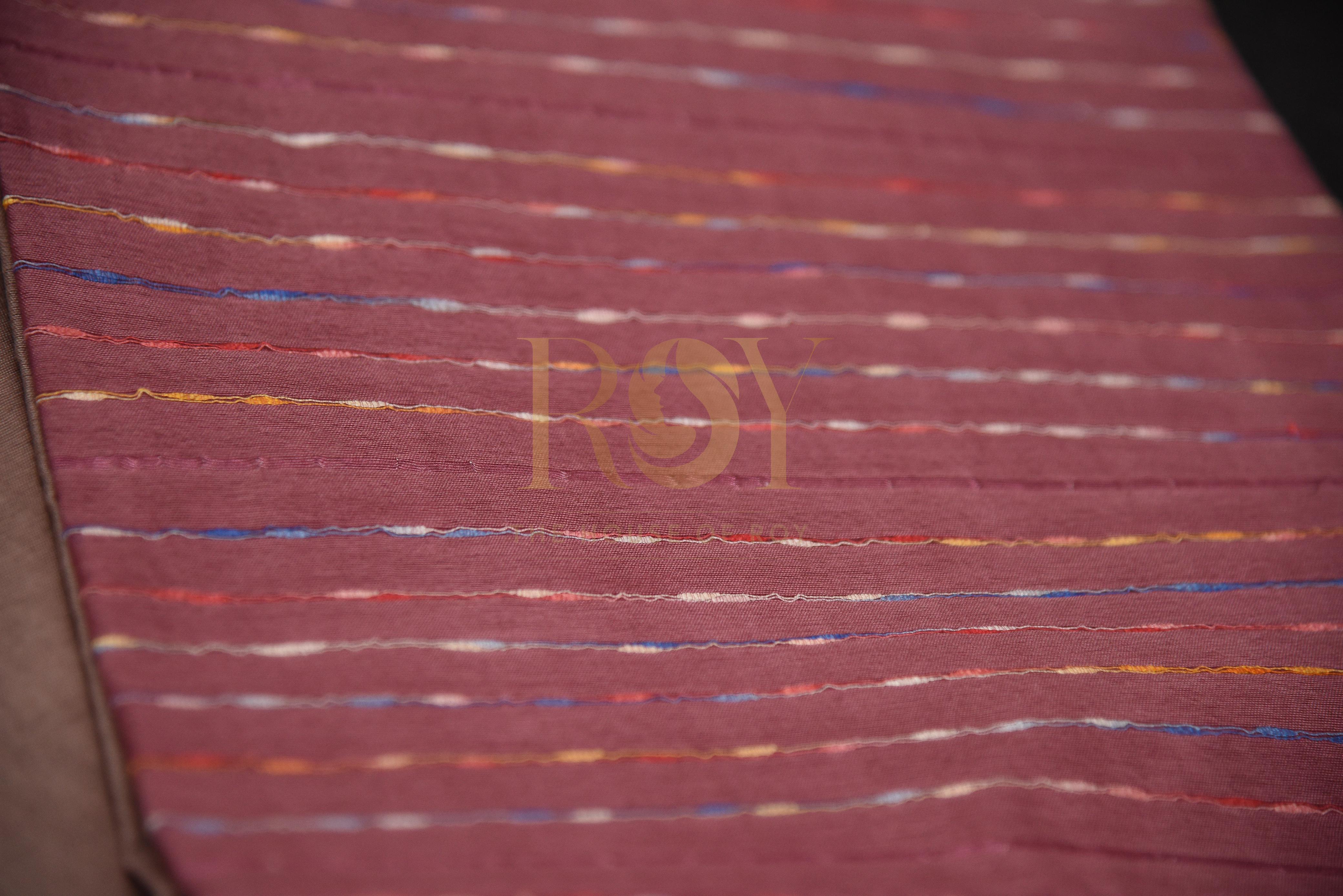 Semi Tussar Saree with Contrast Pallu & Zari Butta
