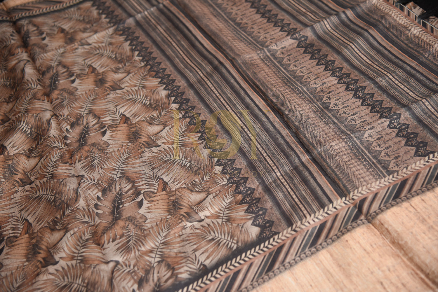 Digital Printed Mix Crepe Silk Saree With Multicolour Prints