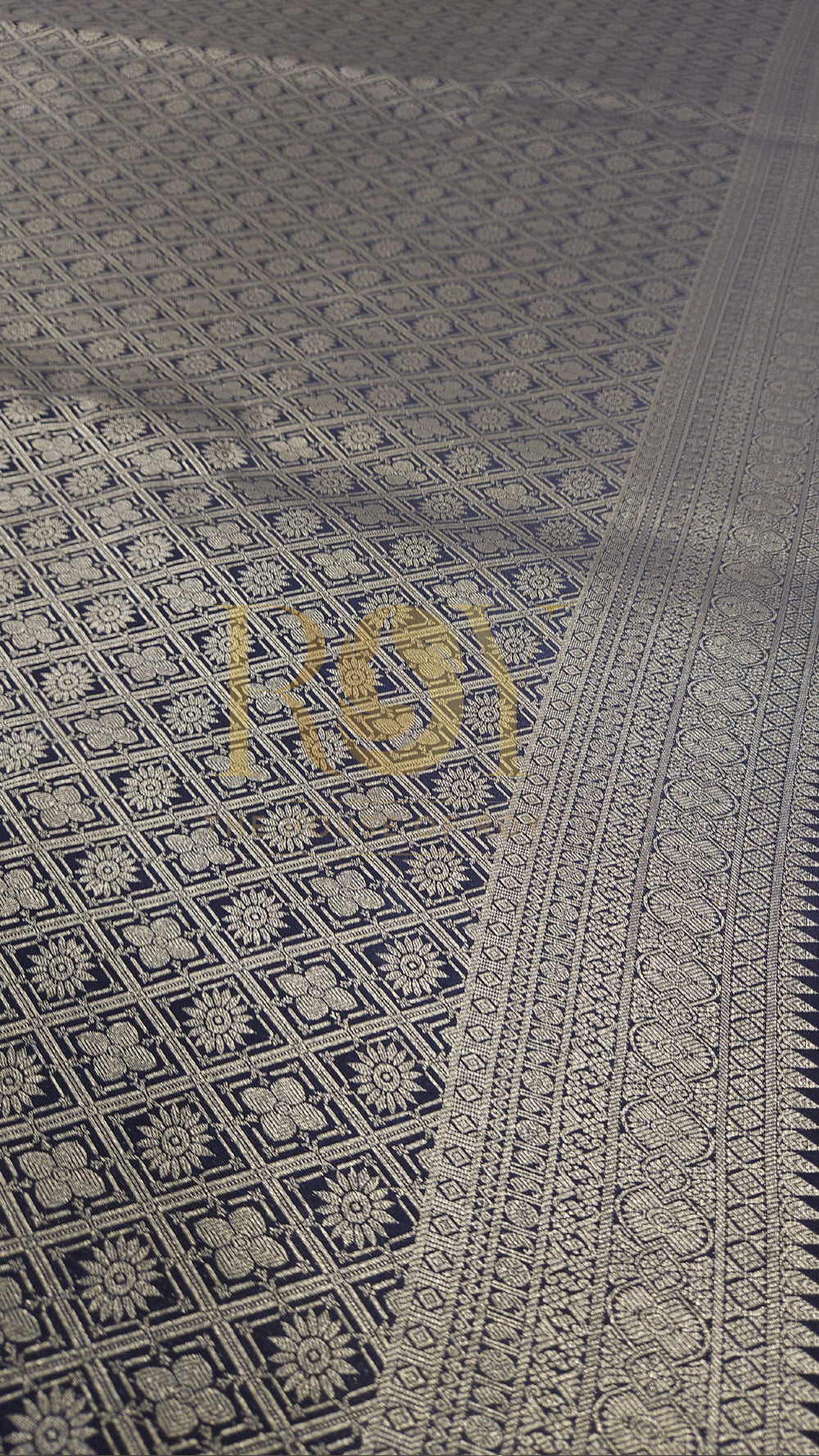 Jamun Embossed Soft Silk Saree