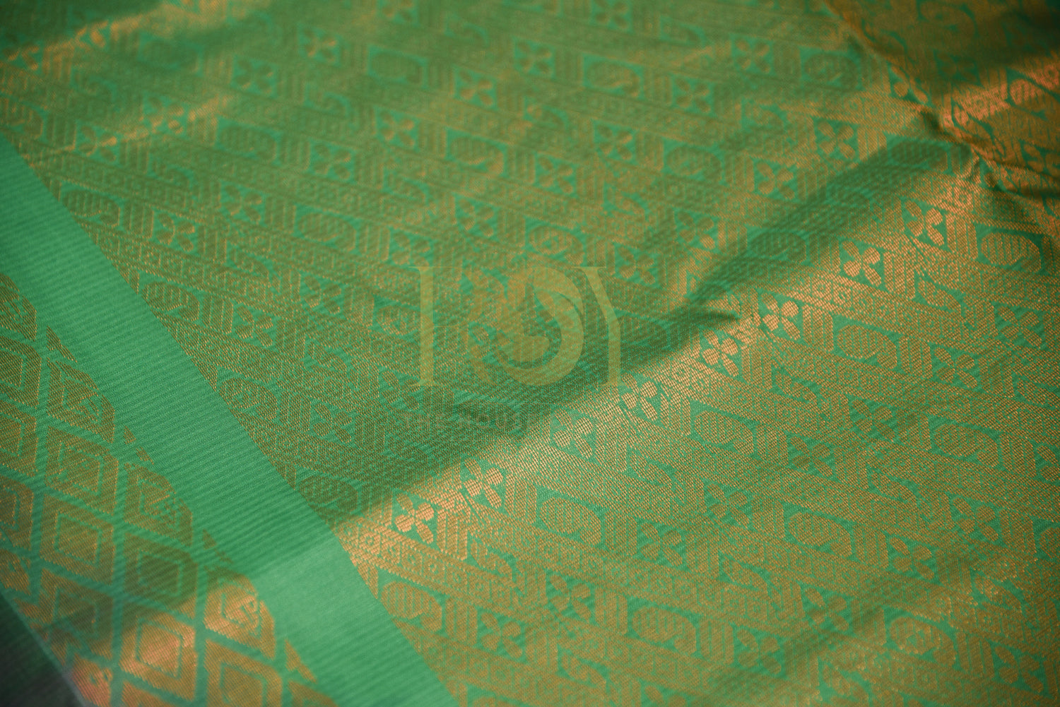Pure Paper Silk Sarees Dual Tone