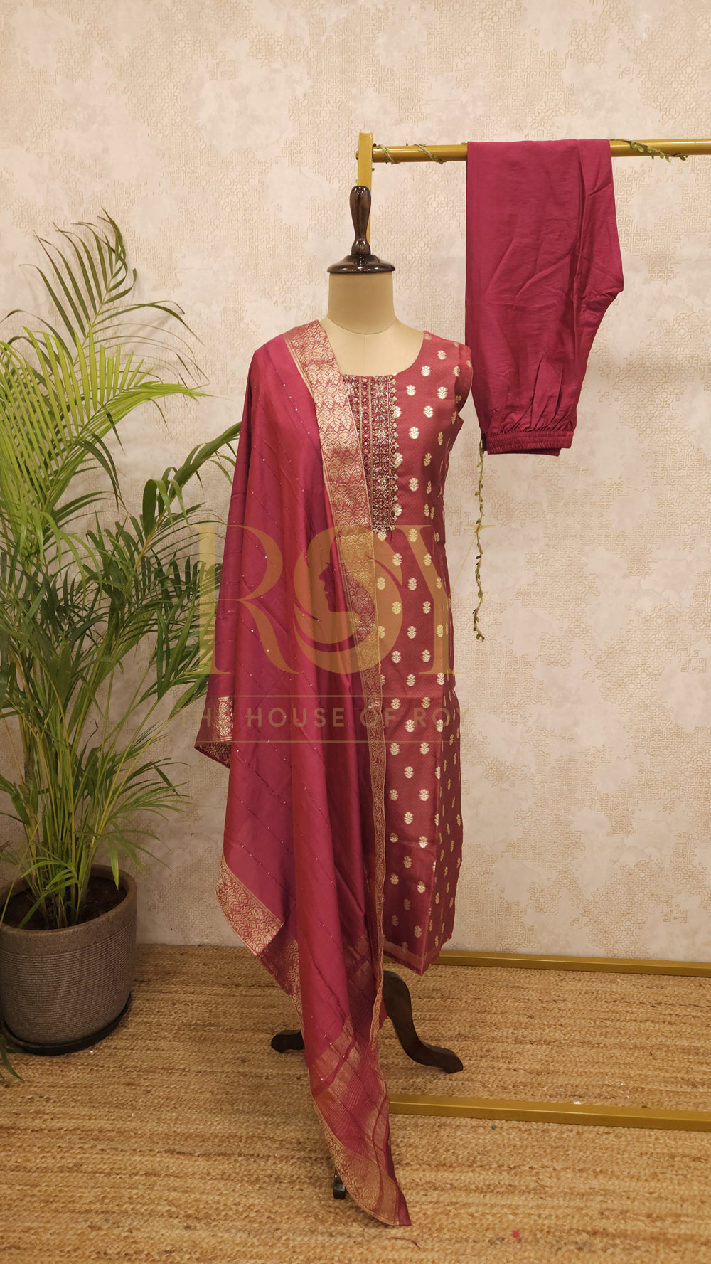 Rust Brocade Chudi Set
