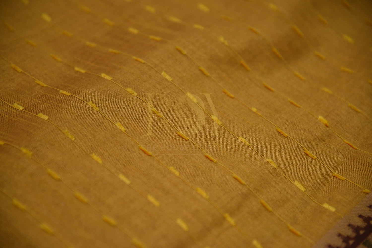 Patola Inspired Saree With Slub Yarn Weave And Contrast Pallu