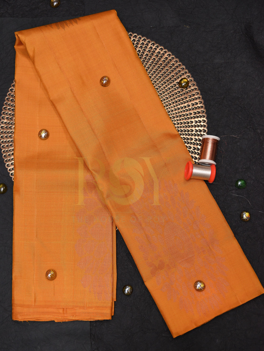 Borderless Pure Kanchipuram Silk Saree In Vibrant Orange Color With Pink & Gold Peacock Motif