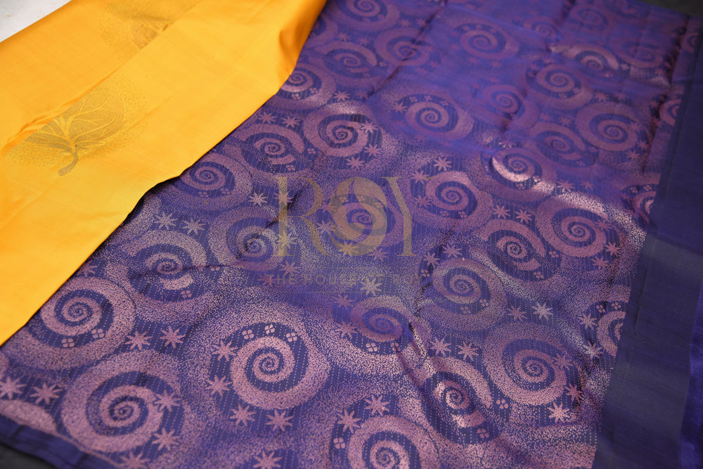Pure Kancheepuram Silk Saree – Navy Blue Zari Pallu & Pink Leaf Motifs