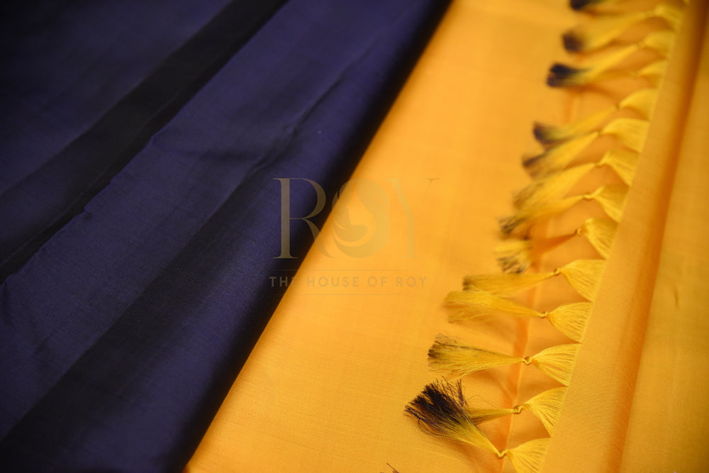 Pure Kancheepuram Silk Saree – Navy Blue Zari Pallu & Pink Leaf Motifs