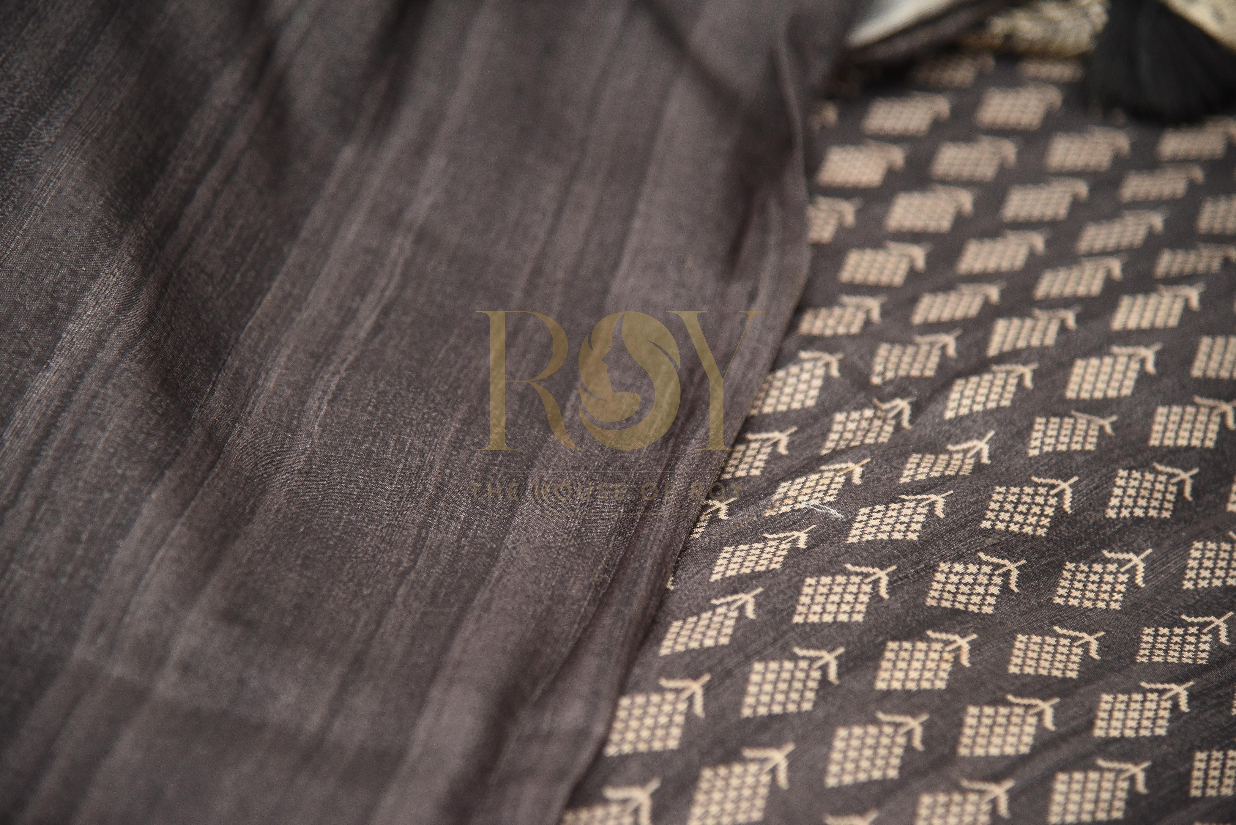 Black Viscose Dola Saree with Embroidered Border