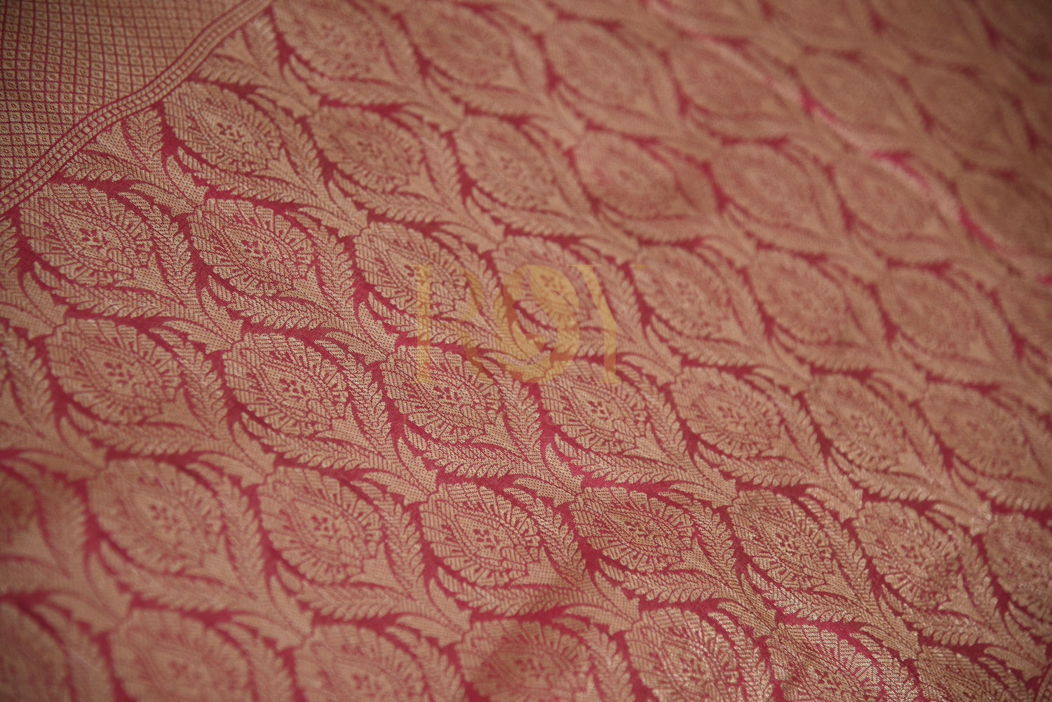 Silk Cotton Saree with Zari Weave and Contrast Border
